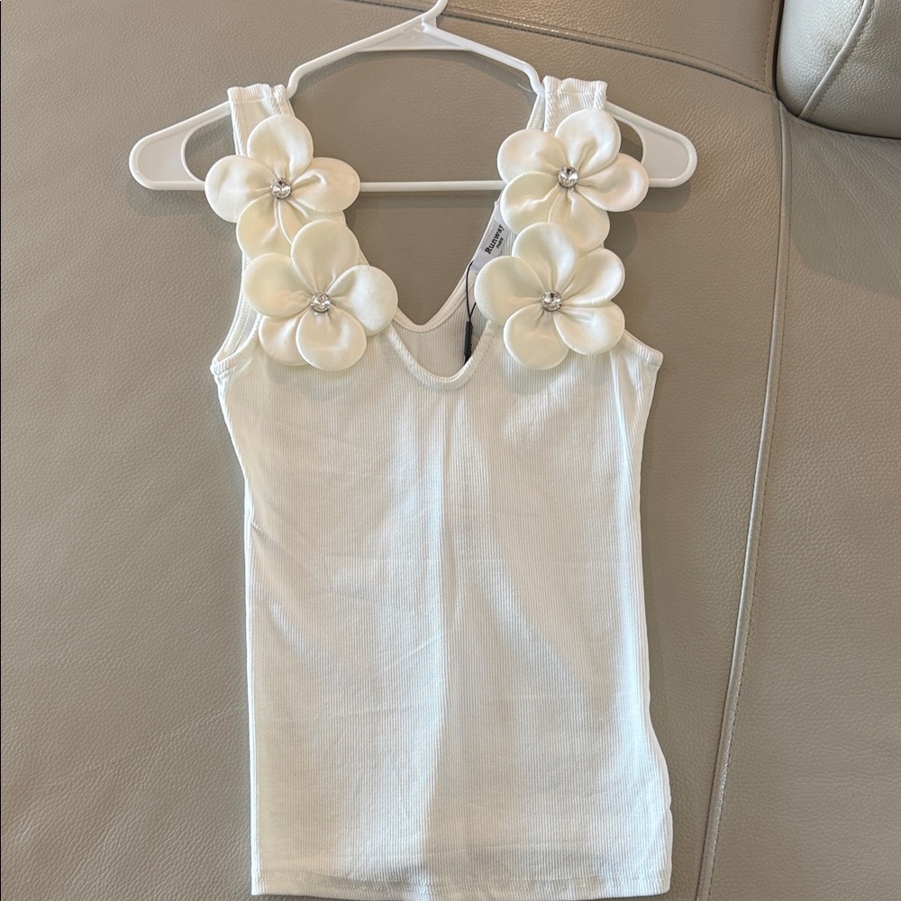 Elegant White Floral Embellished Women's Top